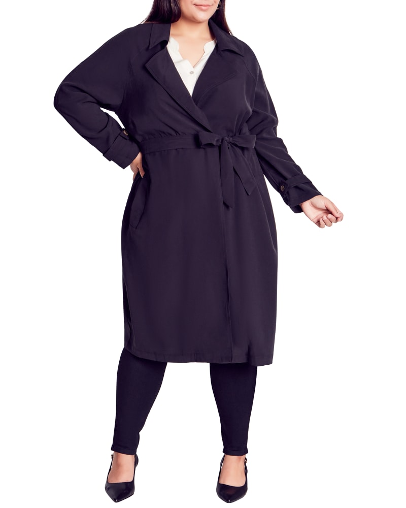 Plus size model wearing  by Arna York | Dia&Co | dia_product_style_image_id:203935